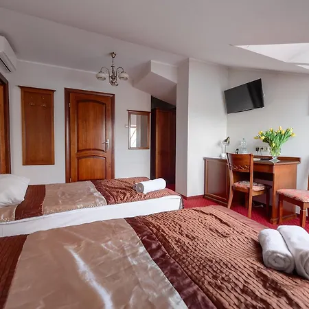 Dworek Vesaria Aparthotel Lublin